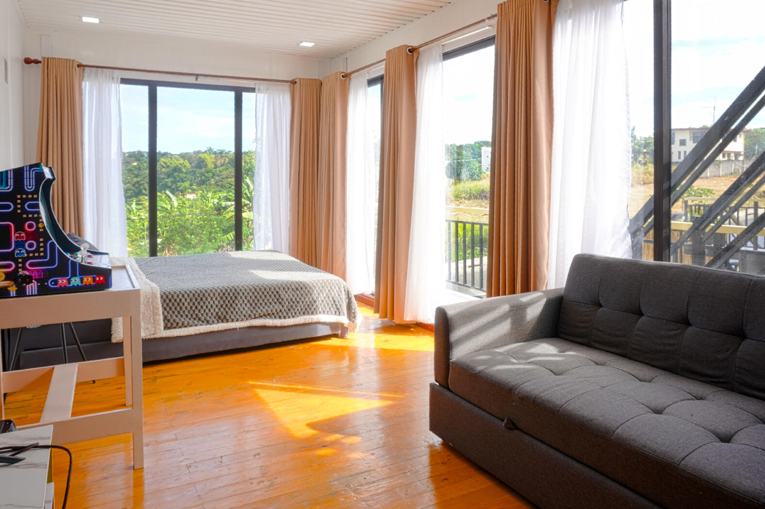 Master Bedroom 1 Master Bedroom 1
